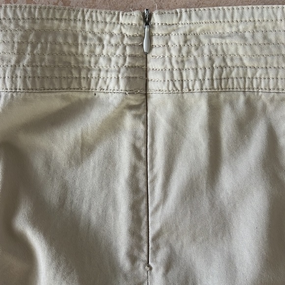 CABi Pleated Khaki Shirt 100% Cotton Style #227, Sz 8 - Picture 4 of 6